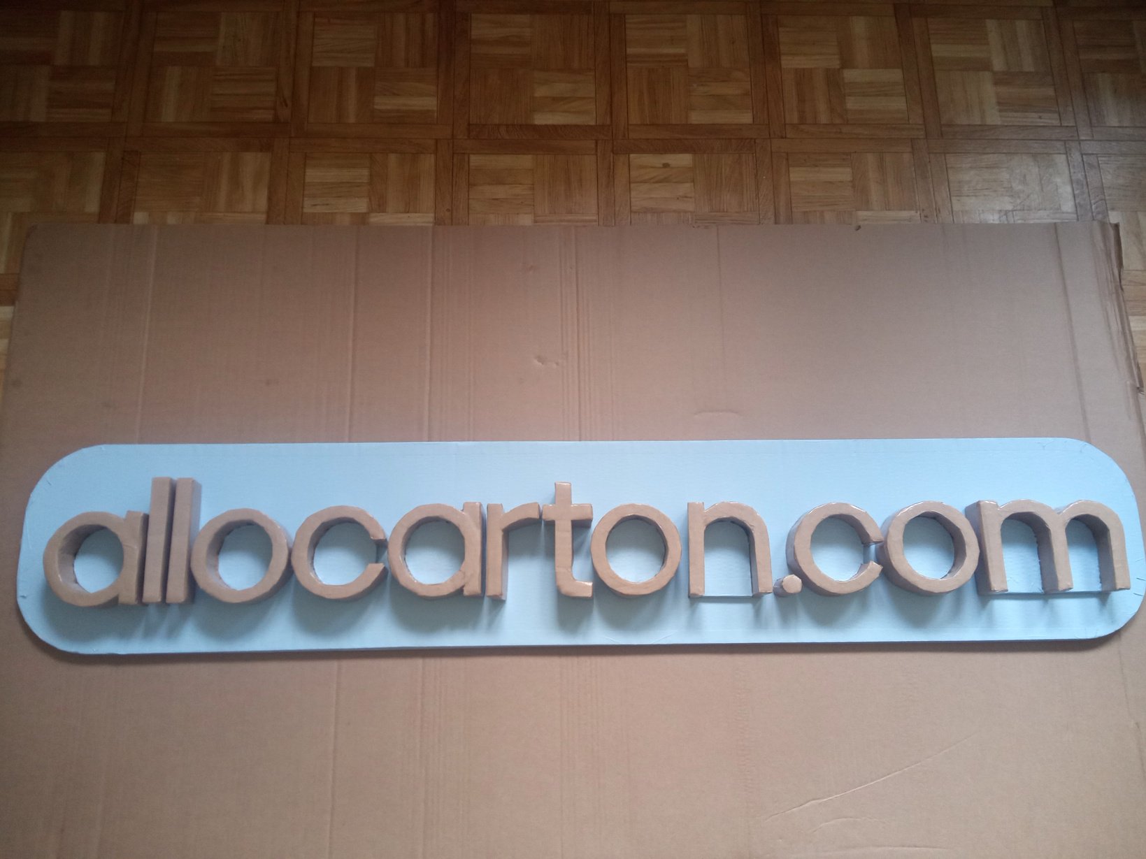 Lettres en carton, logo allocarton.com